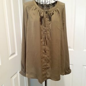 Harlowe & Graham Light flowy bouse